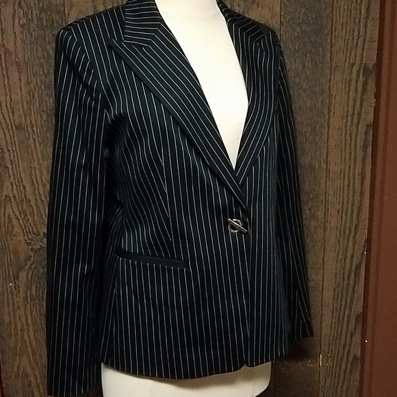 Jacket/Blazer - Picture 2 of 4